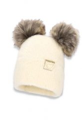 Czapka zimowa z pomponem. Czapki BROEL, z aplikacjami, ze skóry. W wyprzedaży za 49.90 zł.