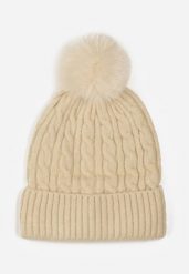 Beżowa Czapka w Warkoczowy Splot z Pomponem Vetisare. Brązowe czapki Born2be, bez wzorów, z dzianiny. Za 34.99 zł.