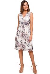 Sukienka w Kwiaty z Podkreśloną Talią - Model 1. Brązowe sukienki MOE, l, bez wzorów, z materiału, bez kołnierzyka, bez ramiączek, rozkloszowane. Za 309.90 zł.