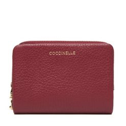 Mały Portfel Damski Coccinelle. Czerwone portfele Coccinelle, bez wzorów. Za 499.99 zł.