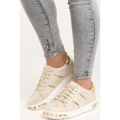 Złote Buty Sportowe Capricorn. Obuwie sportowe Born2be. Za 49.99 zł.