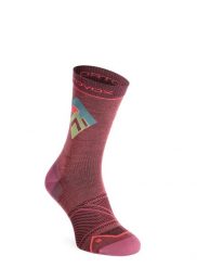 Skarpety trekkingowe damskie Ortovox Alpine Light Comp Mid Socks. Czerwone skarpety ORTOVOX, bez wzorów, z materiału. Za 119.99 zł.