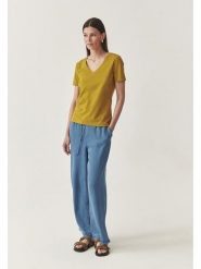 TATUUM Koszulka w kolorze musztardowym rozmiar: XL. Żółte bluzki Tatuum, xl, bez wzorów, bez kołnierzyka, bez ramiączek. Za 100.04 zł.