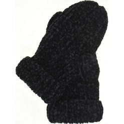 RĘKAWICZKI Z SZENILOWEJ DZIANINY. Czarne rękawiczki TOP SECRET, bez wzorów, z dzianiny. W wyprzedaży za 14.99 zł.