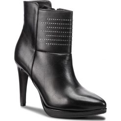Botki EDEO - 3288-741 Czarny. Czarne botki Edeo, bez wzorów, z materiału, bez obcasa, na obcasie, bez zapięcia. W wyprzedaży za 269.00 zł.