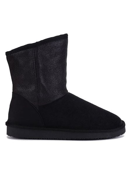 ISLAND BOOT Botki zimowe w kolorze czarnym rozmiar: 36. Czarne botki Island Boot, na zimę, bez wzorów, z materiału, bez obcasa, na platformie, bez zapięcia. Za 110.81 zł.