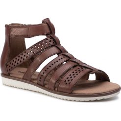 Sandały CLARKS - Kele Lotus 261335814 Tan Leather. Brązowe sandały Clarks, bez wzorów, z materiału, bez obcasa, bez zapięcia. W wyprzedaży za 209.00 zł.