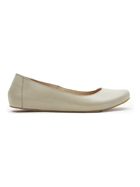 Comfortfusse Skórzane baleriny w kolorze beżowym rozmiar: 41. Brązowe baleriny Comfortfüße, bez wzorów, z okrągłym noskiem, bez obcasa. Za 219.95 zł.
