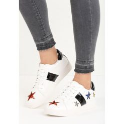 Biało-Czarne Buty Sportowe Teran. Obuwie sportowe Born2be. Za 39.99 zł.