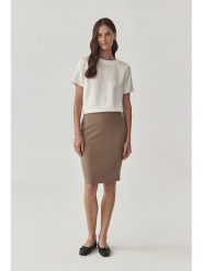 TATUUM Bluzka w kolorze kremowym rozmiar: 40. Brązowe bluzki Tatuum, bez wzorów, z wiskozy, bez kołnierzyka, bez ramiączek. Za 129.45 zł.