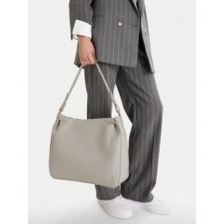 Torebka MEXX. Szare torebki klasyczne Mexx, bez wzorów, bez dodatków. Za 199.99 zł.