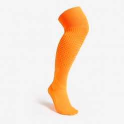 Skarpety do piłki nożnej Kipsta CLR. Brązowe skarpety KIPSTA, bez wzorów, z dzianiny. Za 54.99 zł.