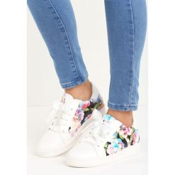 Białe Buty Sportowe Rock Flower. Białe obuwie sportowe Born2be, z aplikacjami, ze skóry, bez zapięcia. Za 39.99 zł.