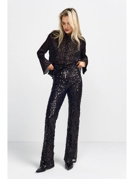 Rich & Royal Spodnie w kolorze czarnym z cekinami rozmiar: 38. Czarne spodnie materiałowe Rich & Royal, bez wzorów, z materiału, z podwyższonym stanem. Za 252.99 zł.