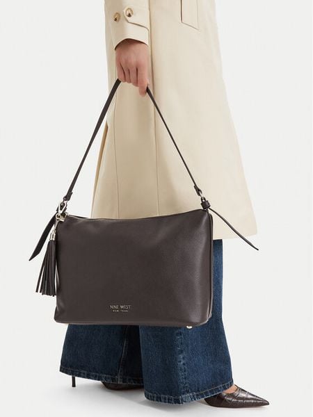Nine West Torebka CEO-PRINCE STAR-LDA9530 Brązowy. Brązowe torebki klasyczne Nine West, bez wzorów, ze skóry, bez dodatków. Za 229.99 zł.