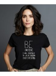 WOOOP Koszulka "Be patient" w kolorze czarnym rozmiar: S. Czarne bluzki Wooop, s, bez wzorów, z bawełny, bez kołnierzyka, bez ramiączek. Za 56.99 zł.