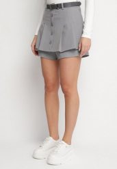 Szare Wiskozowe Spódnico-Szorty Ozdobione Guzikami i Paskiem Sanioris. Szare szorty Born2be, bez wzorów, z wiskozy, eleganckie. Za 129.99 zł.