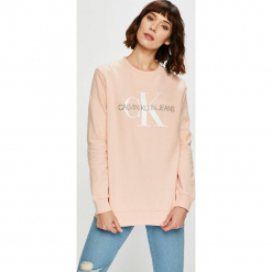 Calvin Klein Jeans - Bluza J20J207830. Czerwone bluzy Calvin Klein Jeans, m, bez wzorów, z bawełny, bez kaptura. W wyprzedaży za 259.90 zł.