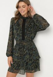 Zielona Rozkloszowana Sukienka ze Stójką i Falbankami w Panterkowy Wzór Labinora. Zielone sukienki Born2be, na co dzień, l, bez wzorów, eleganckie, bez kołnierzyka, bez ramiączek, mini, kopertowe. Za 159.99 zł.