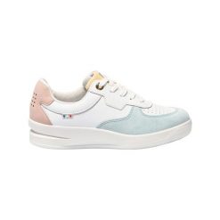 Buty sportowe damskie TBS Bettyli. Białe obuwie sportowe Tbs, bez zapięcia. Za 599.00 zł.