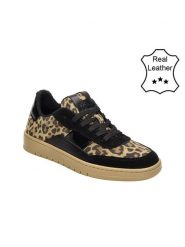 Bullboxer Skórzane sneakersy w kolorze czarno-jasnobrązowym rozmiar: 41. Brązowe trampki Bullboxer, bez wzorów, ze skóry, bez zapięcia. Za 254.74 zł.