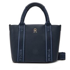 Torebka Tommy Hilfiger. Niebieskie torebki klasyczne TOMMY HILFIGER, bez wzorów, bez dodatków. Za 319.99 zł.