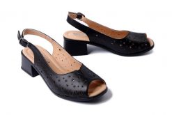 ARTIKER RELAKS 56C0696 czarny, sandały damskie. Czarne sandały Artiker Relaks, bez wzorów, bez obcasa, na obcasie, bez zapięcia. Za 249.90 zł.