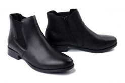 RIEKER 77051-00 black, botki damskie. Czarne botki Rieker, na zimę, bez wzorów, z gumy, bez obcasa, na obcasie, bez zapięcia. Za 311.92 zł.