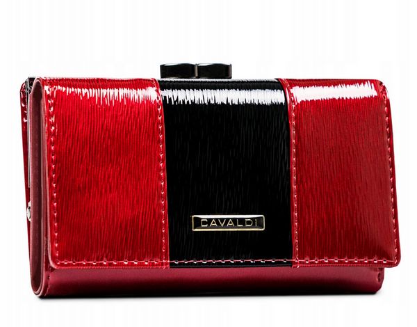 Portfel lakierowany 4U Cavaldi H23-3-SH9-BL czerwony. Czerwone portfele 4U Cavaldi, bez wzorów, z lakierowanej skóry. Za 63.99 zł.