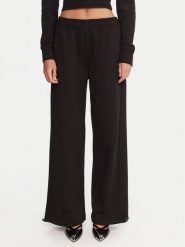 Versace Jeans Couture Spodnie dresowe 79HAAT05 CF01T Czarny Regular Fit. Czarne spodnie dresowe Versace Jeans Couture, s, bez wzorów, z bawełny. Za 1,039.00 zł.