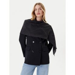 Szal Guess. Czarne szaliki Guess, z aplikacjami. Za 289.99 zł.