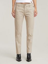 G-Star Spodnie chino w kolorze beżowym rozmiar: W31/L34. Brązowe spodnie materiałowe G-Star, na co dzień, l, bez wzorów. Za 227.45 zł.