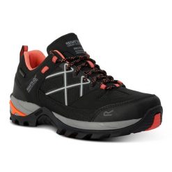 Damskie Buty Do Chodzenia Samaris III Low. Brązowe trekkingi Regatta, trekkingowe. Za 365.99 zł.