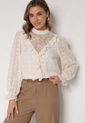 Beżowa Bluzka Zdobiona Koronką Falbankami i Metaliczną Nicią Feralea. Brązowe bluzki Born2be, l, z aplikacjami, z jeansu, biznesowe, bez kołnierzyka, bez ramiączek. Za 109.99 zł.