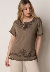 Ciemnozielona Wiskozowa Bluzka na Krótki Rękaw z Etno Haftem z Metaliczną Nicią Aiopa. Zielone bluzki Born2be, l, bez wzorów, z jeansu, biznesowe, bez kołnierzyka, plus size, bez ramiączek. Za 69.99 zł.