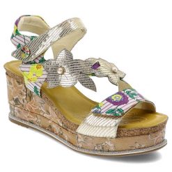 Żółte Sandały Laura Vita Eleganckie Obuwie Damskie. Żółte sandały Laura Vita, z aplikacjami, ze skóry, eleganckie, bez obcasa, na koturnie, bez zapięcia. Za 409.00 zł.