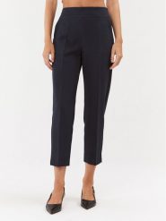 Maryley Spodnie materiałowe 23IB616/41MO Granatowy Regular Fit. Niebieskie spodnie materiałowe Maryley, s, bez wzorów, z materiału. Za 119.99 zł.