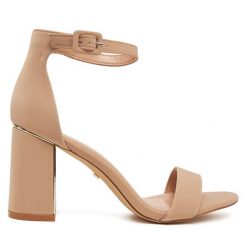 Sandały DeeZee. Brązowe sandały DeeZee, bez wzorów, bez obcasa, na słupku, bez zapięcia. Za 139.99 zł.