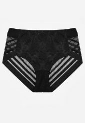 Czarne Siateczkowe Majtki Figi High Waist z Koronkowymi Zdobieniami Heylih. Czarne figi Renee, plus size, z aplikacjami, z jeansu. Za 19.99 zł.