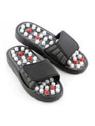 InnovaGoods Klapki w kolorze czarnym do akupresury rozmiar: S. Czarne klapki InnovaGoods, bez wzorów, bez obcasa. Za 70.41 zł.