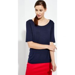 Bluzka z wiązaniem. Bluzki MOODO, xs, bez wzorów, retro, bez kołnierzyka, bez ramiączek. Za 9.99 zł.