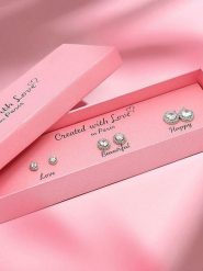 Created with Love 3-częściowy zestaw kolczyków-wkrętek "Sophia " z cyrkoniami rozmiar: onesize. Szare kolczyki Created with Love, z cyrkonią, srebrne. Za 56.99 zł.