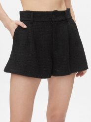 ViCOLO Szorty materiałowe TR0950 Czarny Regular Fit. Czarne szorty ViCOLO, bez wzorów, z materiału. Za 249.99 zł.