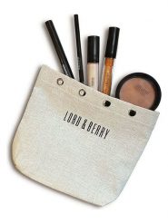 Lord & Berry Kosmetyczka w kolorze beżowym rozmiar: onesize. Brązowe kufry i kosmetyczki Lord & Berry, bez wzorów, z materiału, bez dodatków. Za 39.99 zł.