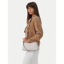 Torebka Guess. Białe torebki klasyczne Guess, z aplikacjami, bez dodatków. Za 584.99 zł.