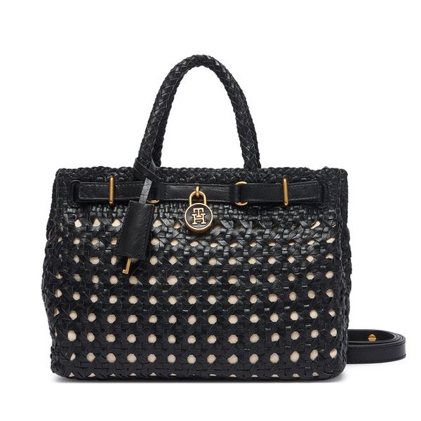 Torebka Tommy Hilfiger. Czarne torebki klasyczne TOMMY HILFIGER, bez wzorów, bez dodatków. Za 1,299.00 zł.