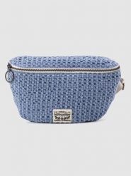 Levi's Saszetka w kolorze błękitnym - 27 x 18 x 2,5 cm rozmiar: onesize. Niebieskie torby na ramię Levi's®, bez wzorów, z materiału, sportowe, przez ramię, bez dodatków. Za 119.68 zł.