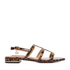 Sandały Nine West. Brązowe sandały Nine West, bez wzorów, bez obcasa, na płaskiej podeszwie, bez zapięcia. Za 199.99 zł.