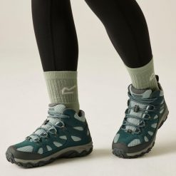 Buty damskie trekkingowe wysokie z membraną Edgepoint IV. Zielone trekkingi Regatta, z syntetyku. Za 364.50 zł.