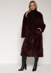 Bordowy Jednorzędowy Płaszcz Futerko o Klasycznym Kroju Yrelsha. Czerwone płaszcze Born2be, l, bez wzorów, z futra, bez kaptura. Za 279.99 zł.
